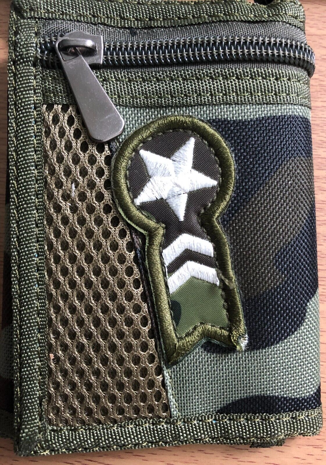 Camo Mens Boys Tri-Fold Canvas Sports Wallet Cards Cream Star