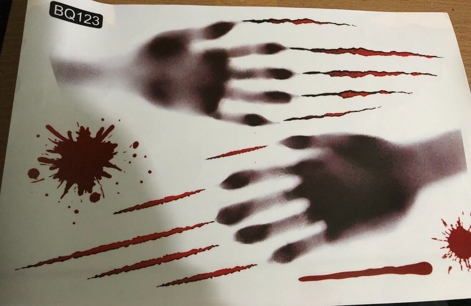 HALLOWEEN WINDOW STICKERS SCARY BLOOD HAND PARTY DECORATION BLOODY RED DECALS