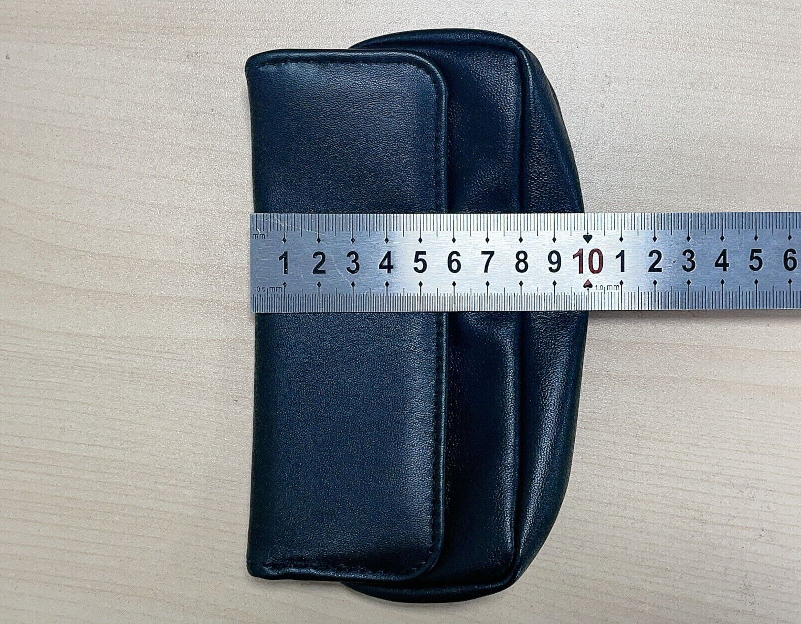 Leather Tobacco Pouch Black Magnetic Soft Luxury  Organiser Zip & Rolling Paper