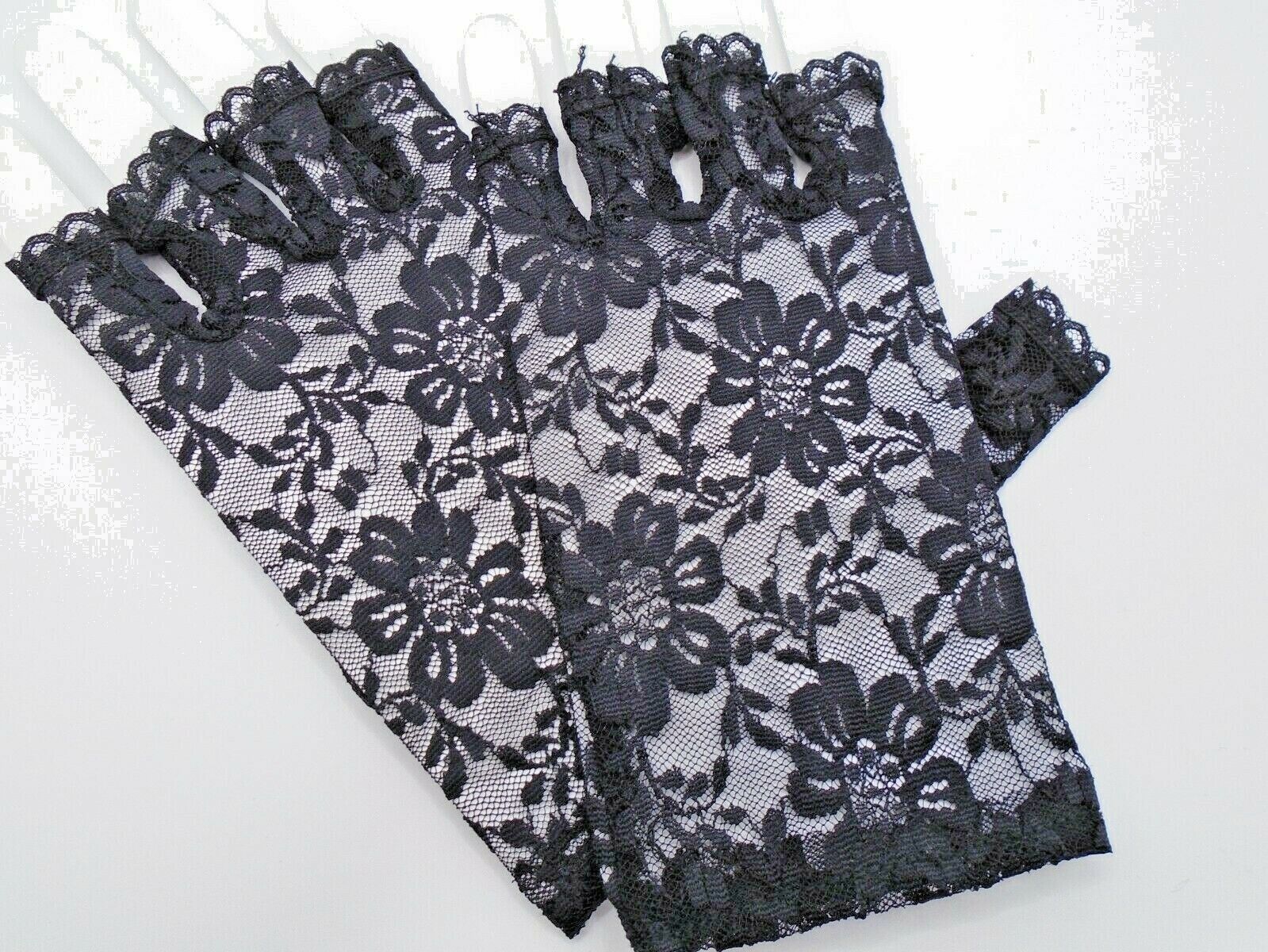 80s Style Short Lace Fingerless Gloves UK B