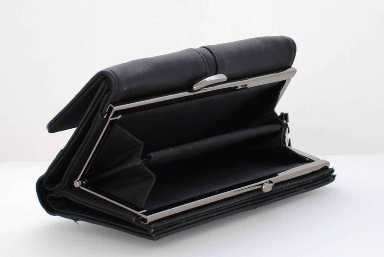 Women  Ladies Black Leather Purse with Coin Compartment RFID