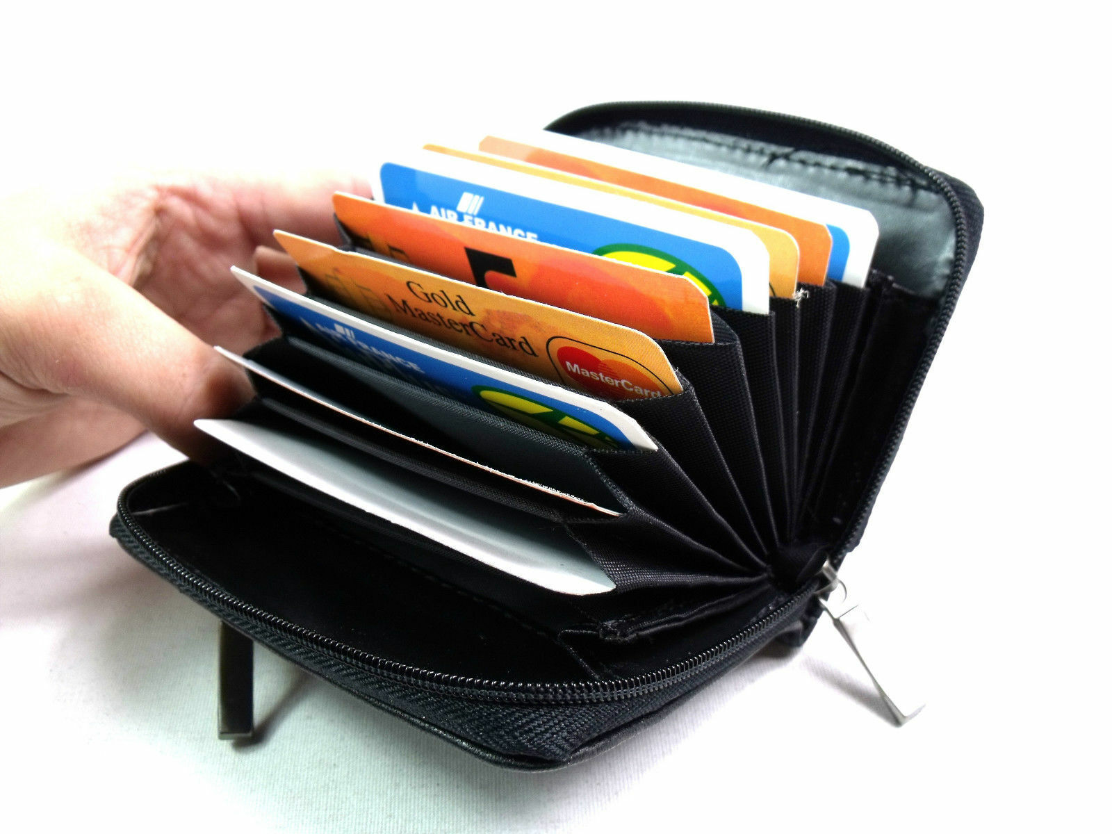 LEATHER CONCERTINA CREDIT CARD BUS TRAIN TRAVEL HOLDER BLACK