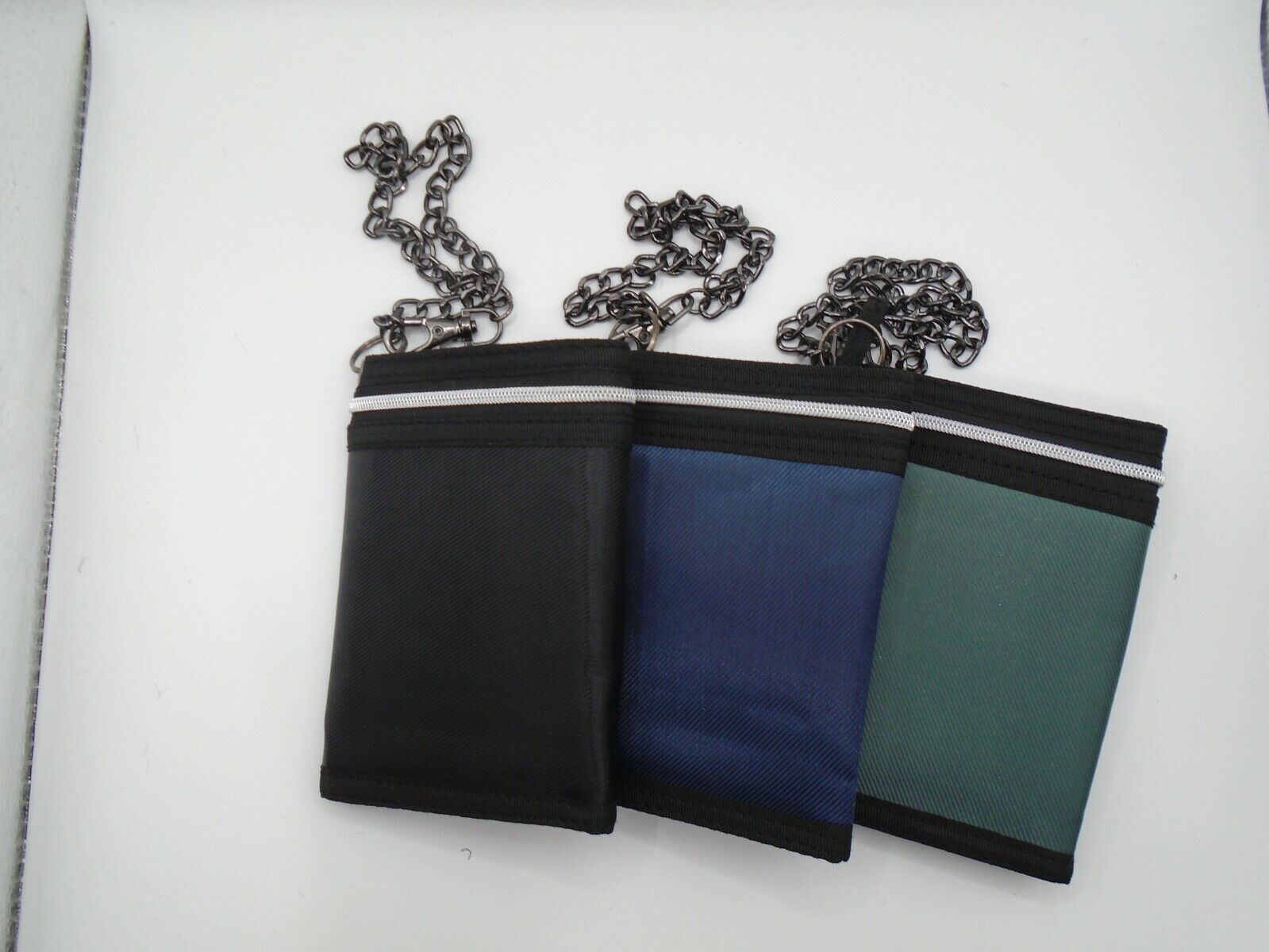 Mens Boys TriFold Sports Wallet by Lorenz with Security Chain Handy
