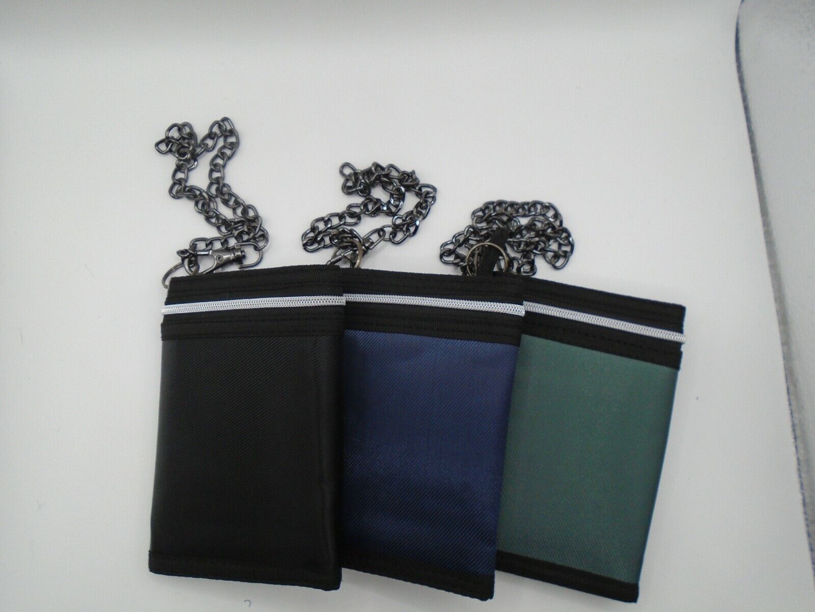 Mens Boys TriFold Sports Wallet by Lorenz with Security Chain Handy