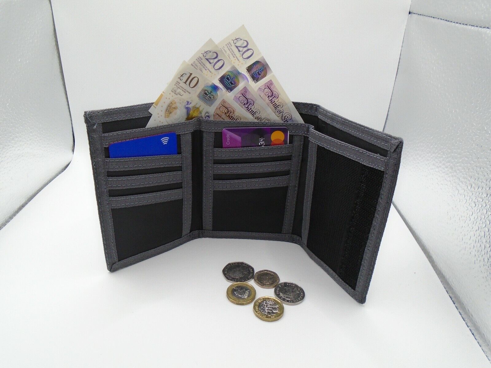 Mens Boys TriFold Sports Wallet by Lorenz with Security Chain Handy
