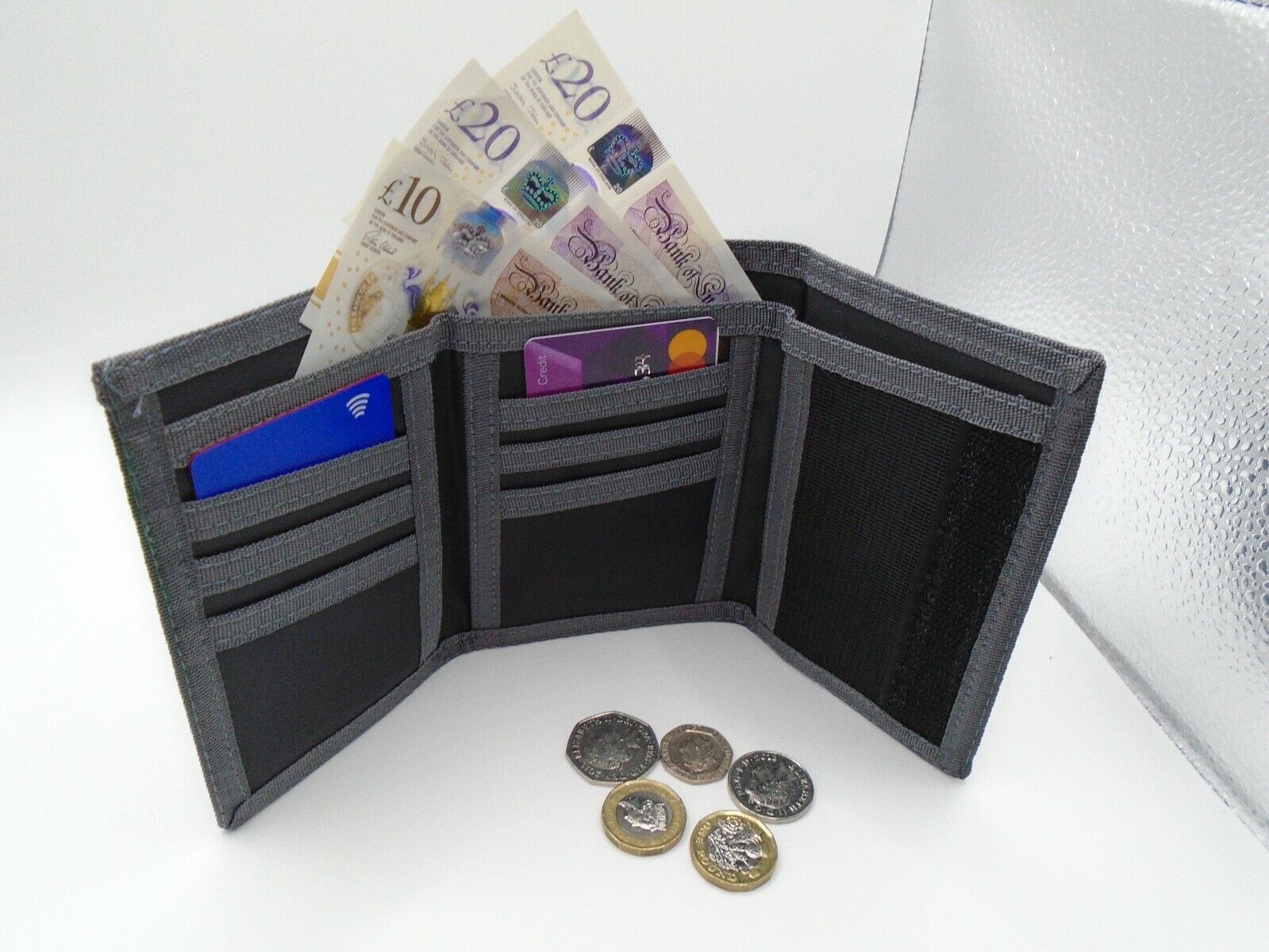 Mens Boys TriFold Sports Wallet by Lorenz with Security Chain Handy